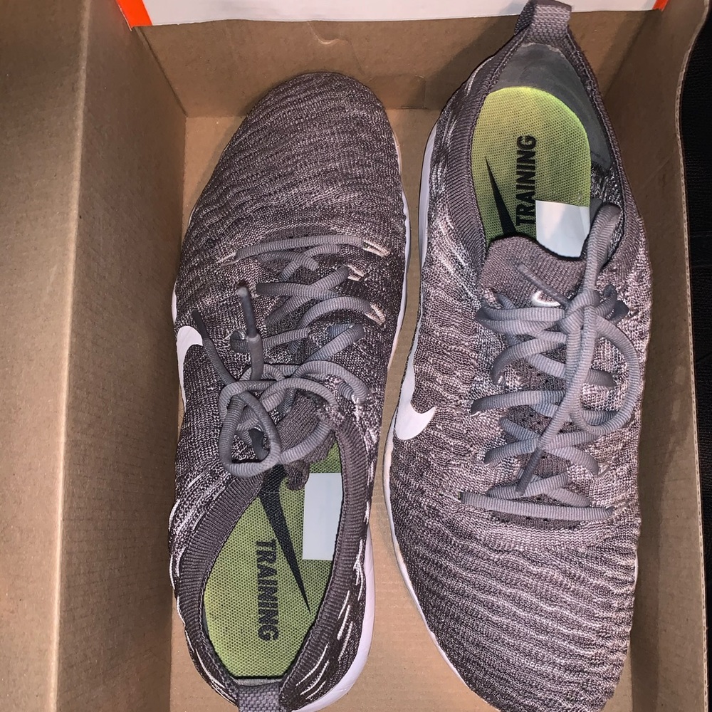 Nike Air Zoom Fearless Flyknit Lux